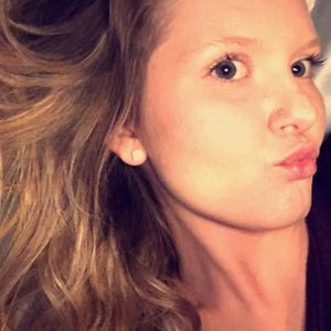 Meet your Posher, Nadia